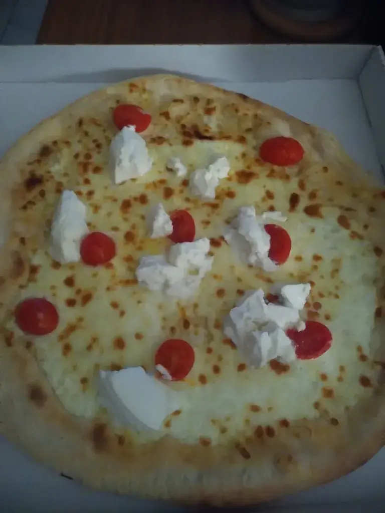 Laïla Mäder_Da Checco Annemasse_Annemasse_review