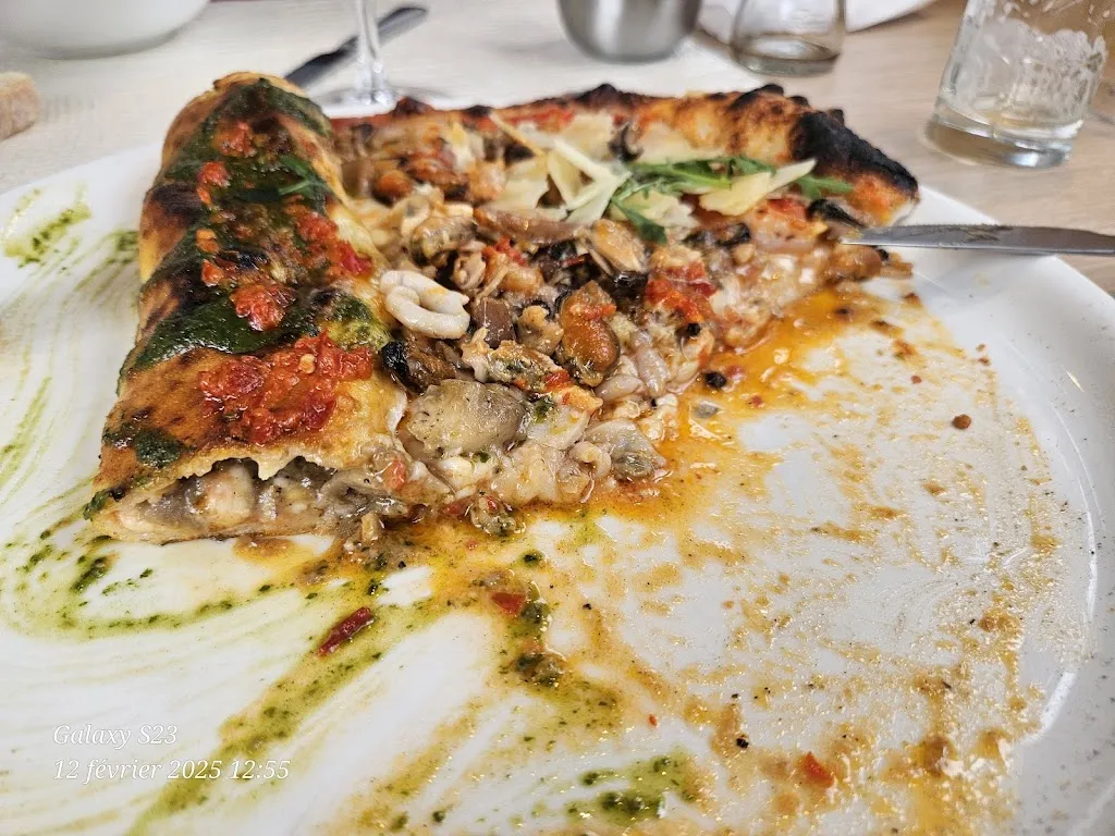 Il Vesuvio_Annemasse_slider_image_3