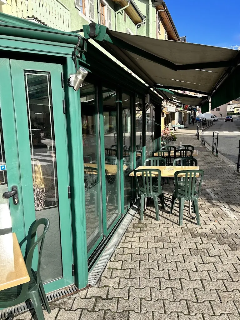 Le Petit Chalet restaurant in Thônes