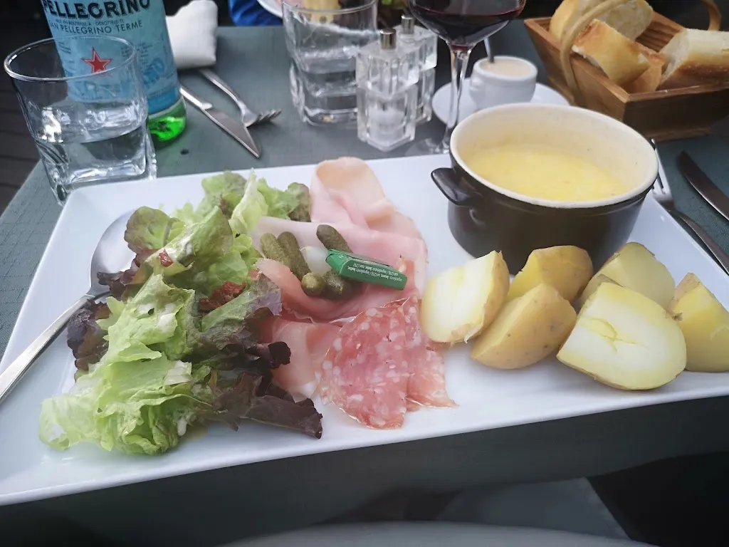 Tom Janas_Restaurant Kar’Pat’Ciao_Thônes_review