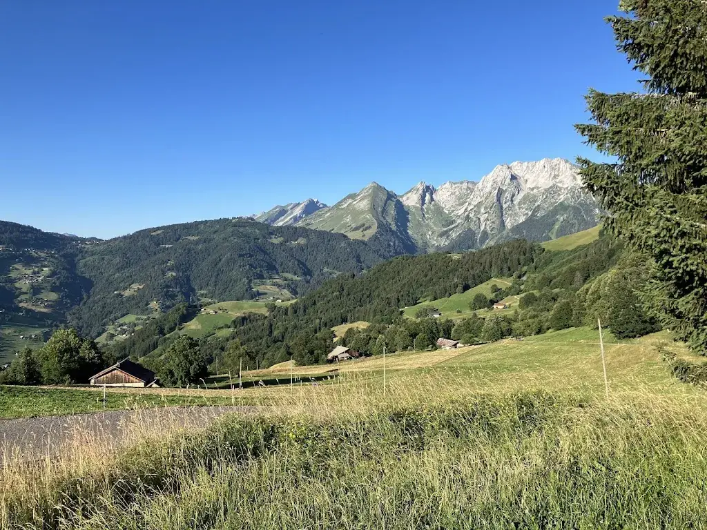 Marie Perin_L'Auberge de Plan Bois_Clefs_review