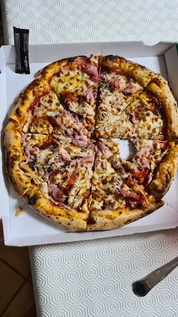 Thomas Hannouz_GELADAL PIZZA_Vaulx-Milieu_recensione