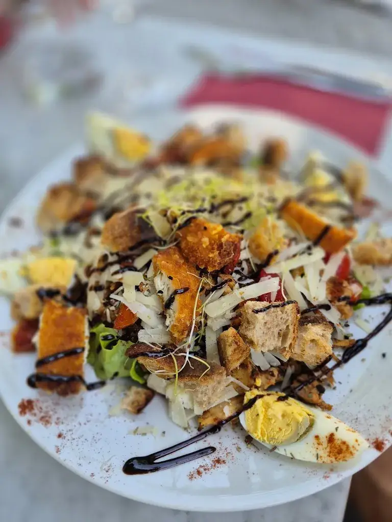 Le Grand Café_Vaulnaveys-le-Haut_slider_image_3