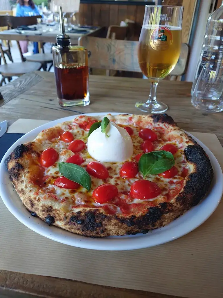 Philip Vernon_La Chistera_Vaulnaveys-le-Haut_review