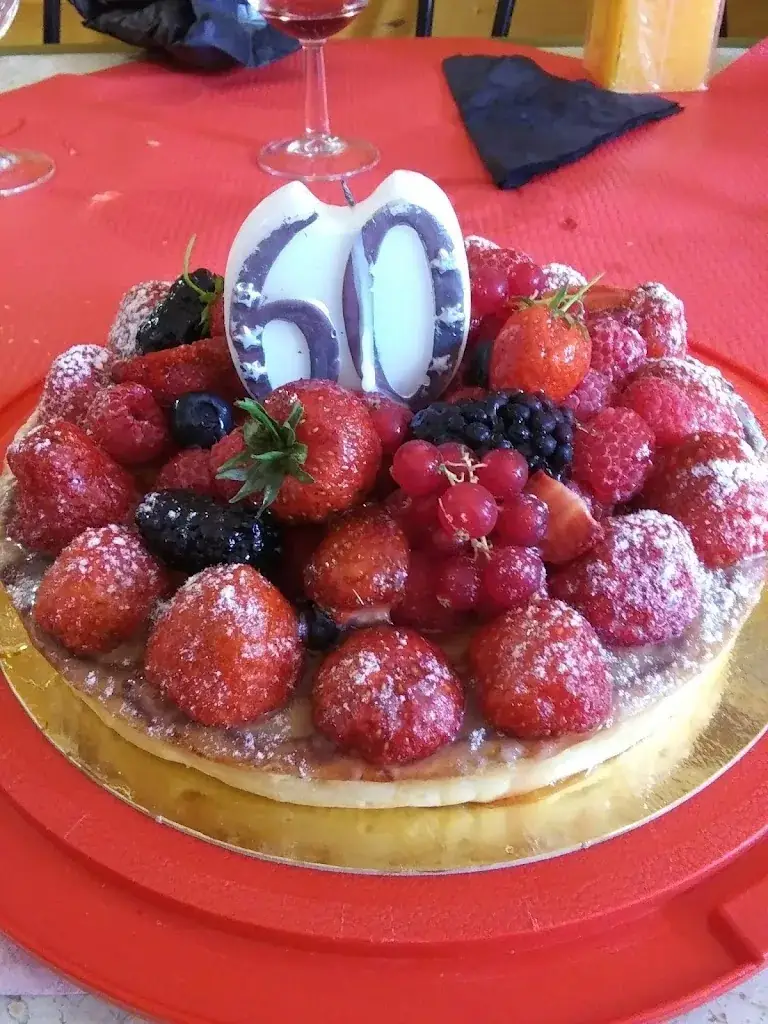 Isabelle Desmettre_LA MAISON BLANCHE_Vaugneray_review