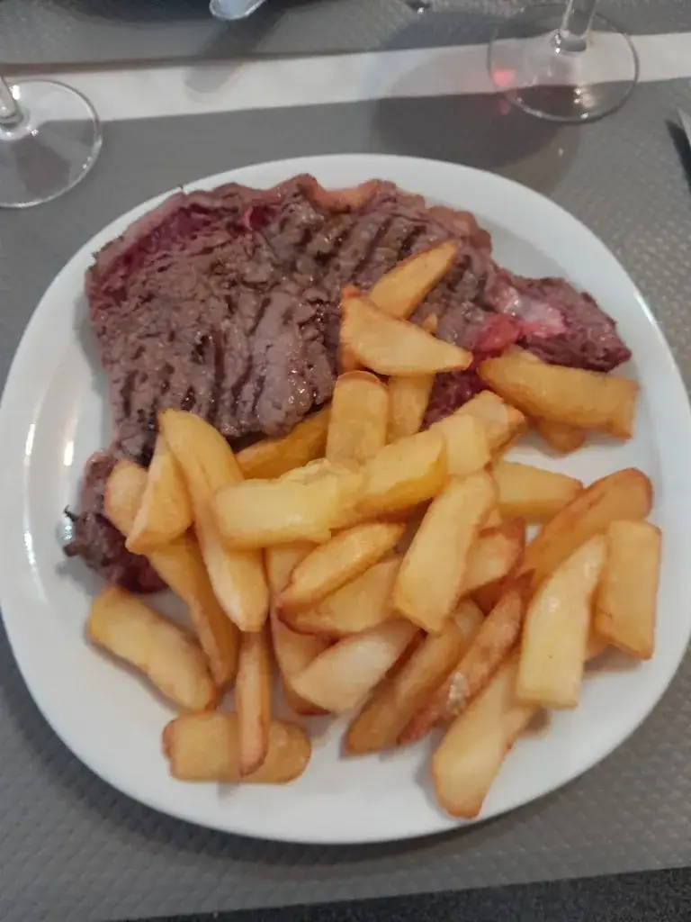 LA MAISON BLANCHE_Vaugneray_slider_image_3