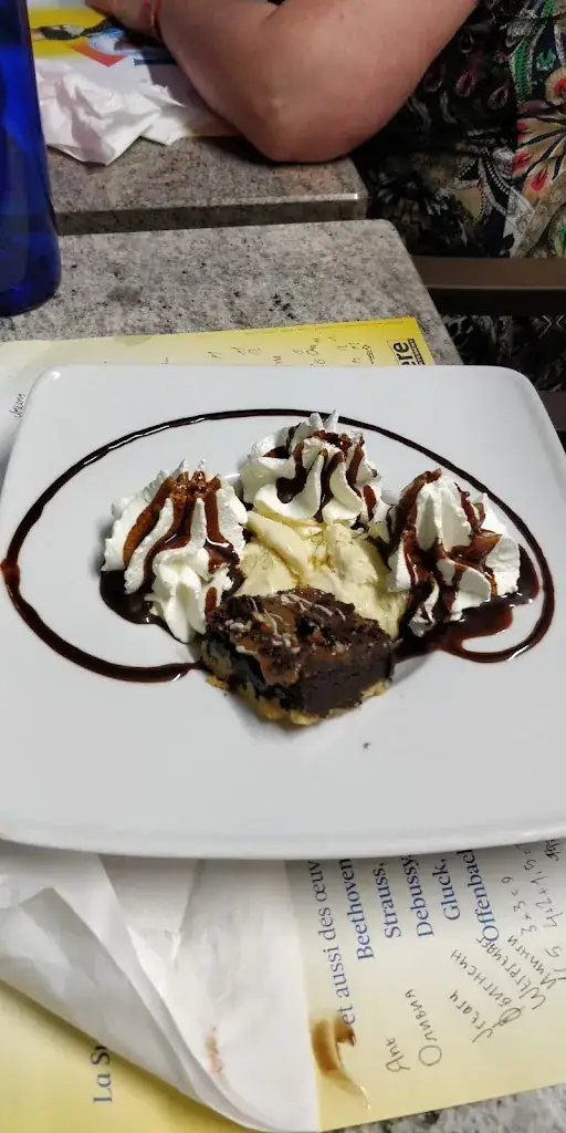 Menü_Bar de l'Avenue_Vaulnaveys-le-Haut_Bild_5