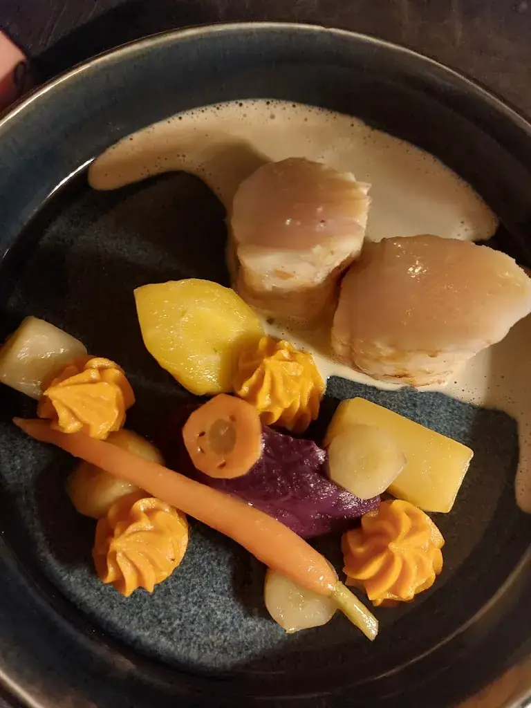 Cédric Rs team 84_L' Auberge de la Fruitière_Vers_review