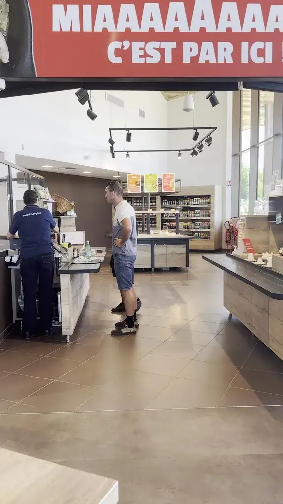 Flunch Café Flunch Restaurant_Valleiry_slider_image_2