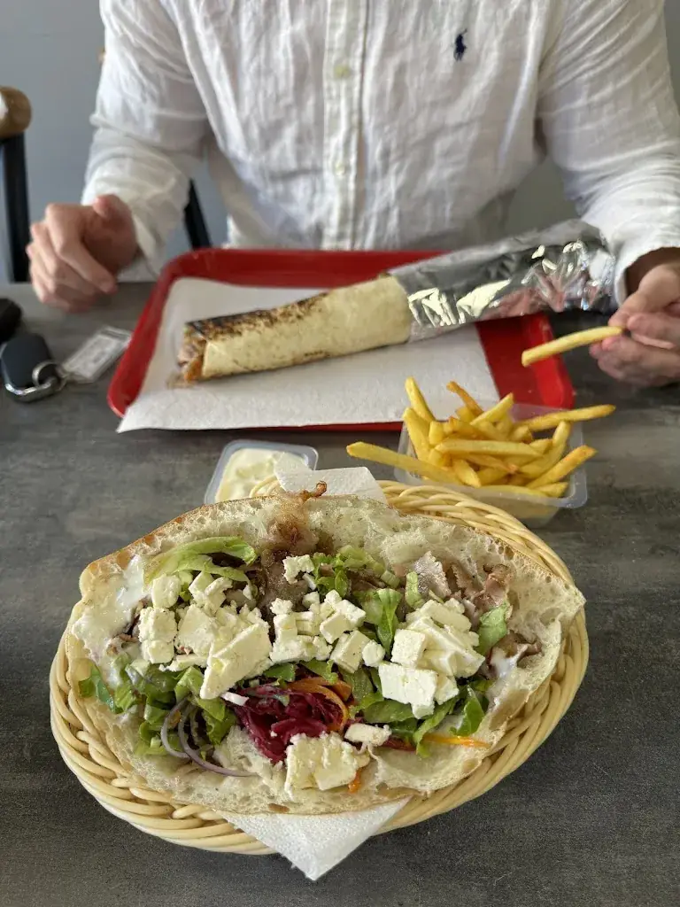 Savana Ward_Kebab du Pont_Vernaison_review