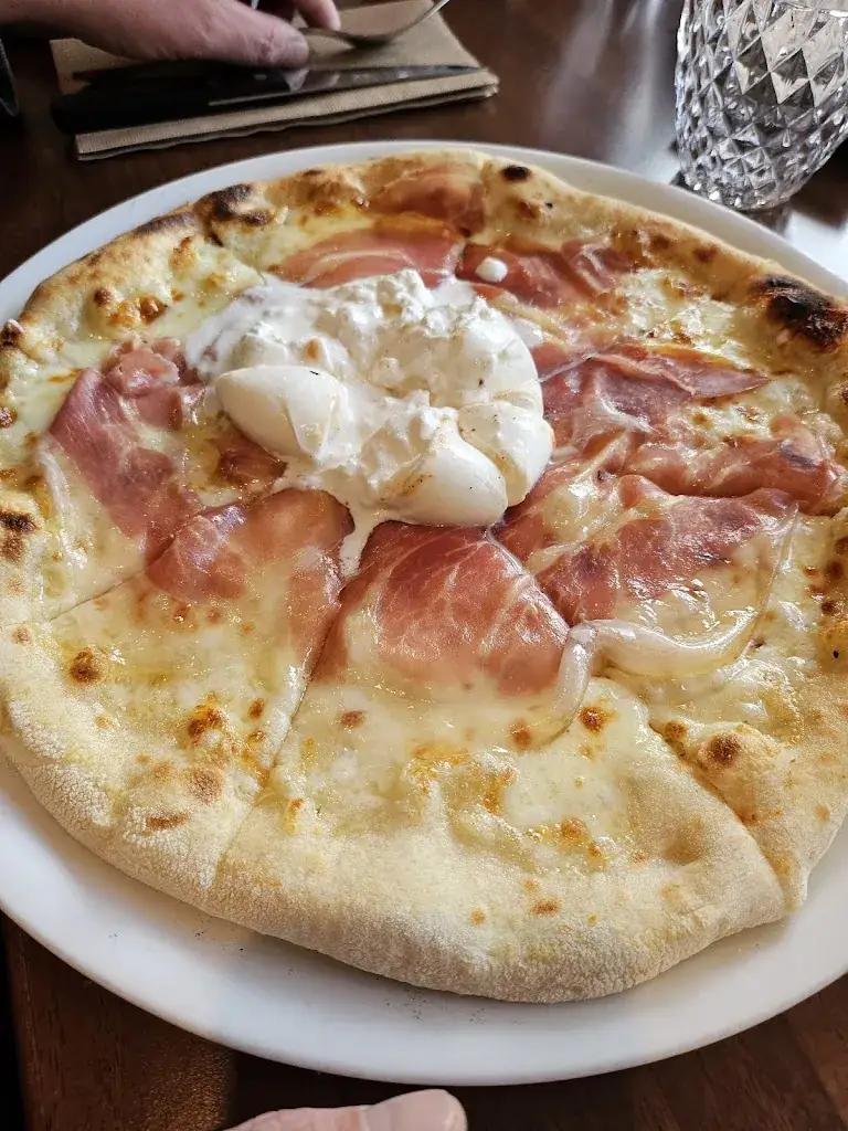 JaX_La Fattoria Pizzeria_Veigy-Foncenex_review