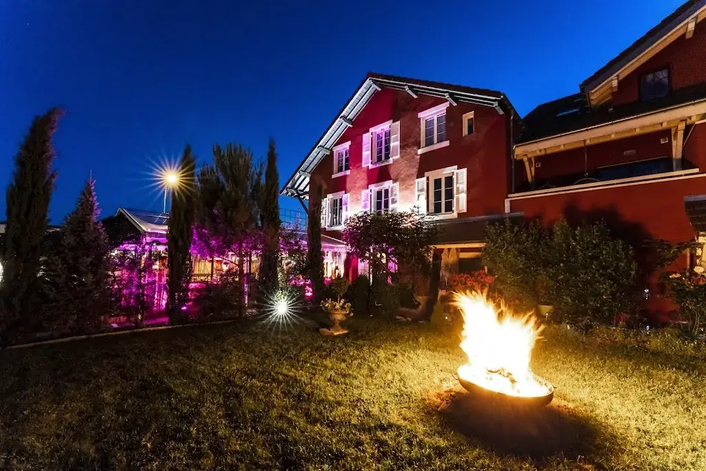 Restaurant Maison Rouge_Vétraz-Monthoux_slider_image_1