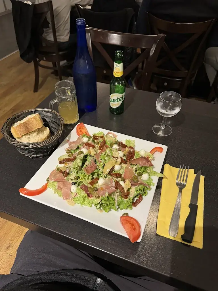 Lui Rakitta_La Petite Italie_Ambérieux-en-Dombes_review