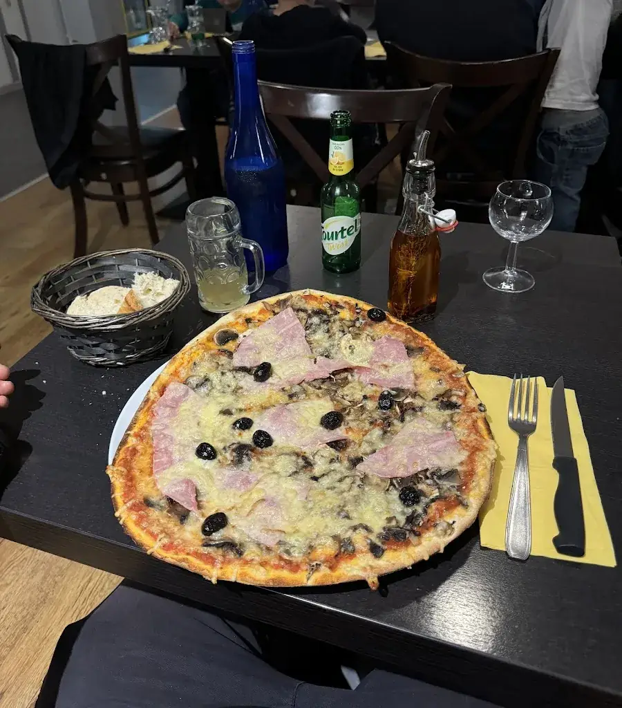 La Petite Italie_Ambérieux-en-Dombes_slider_image_3