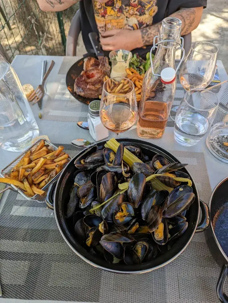 Menu_Le Peyrou Vesseaux_Vesseaux_image_5