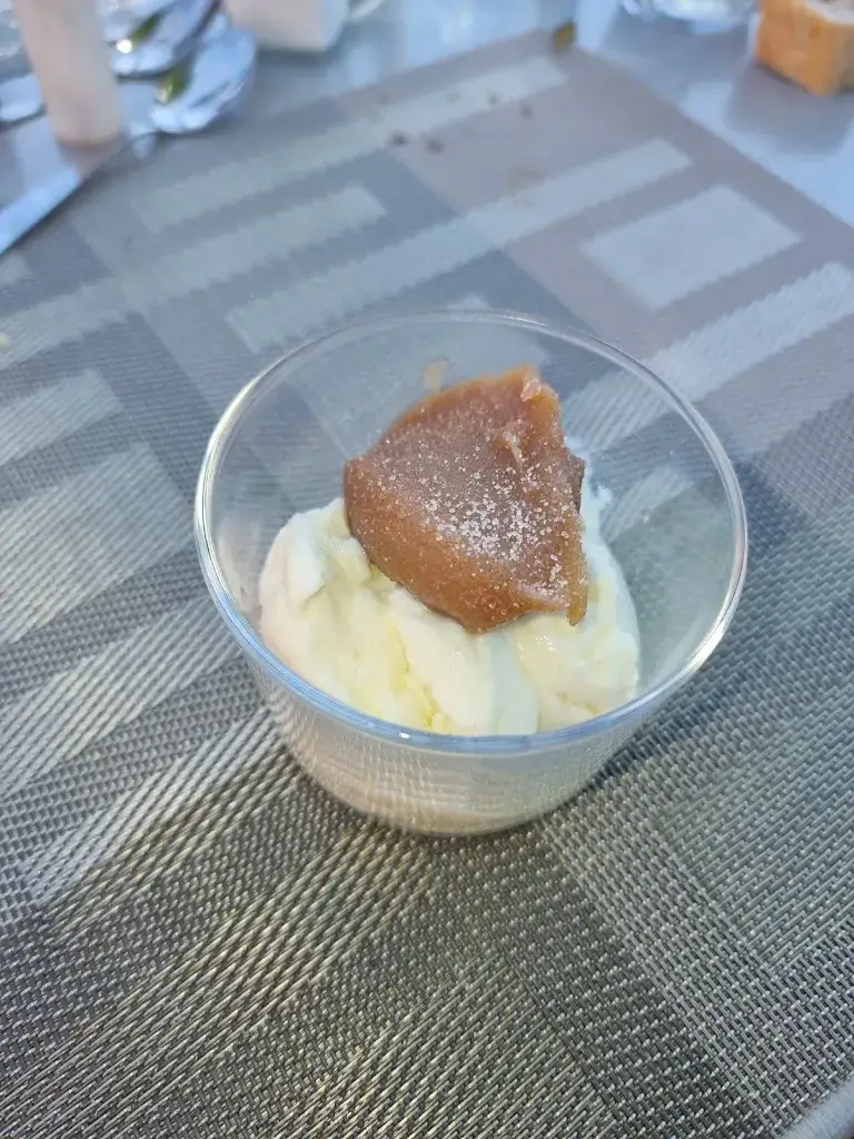 Menu_Le Peyrou Vesseaux_Vesseaux_image_6