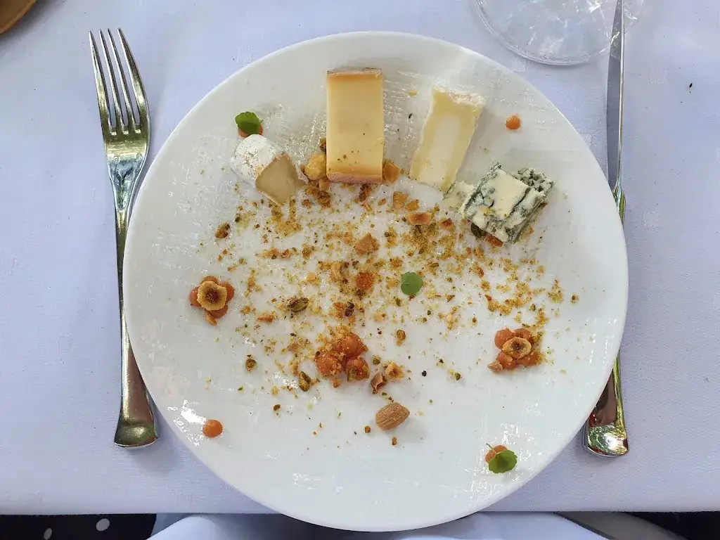 Menu_Restaurant le Vivarais_Vals-les-Bains_image_9