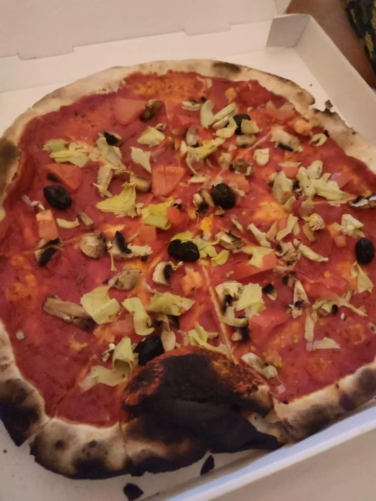 Amélie Lorenzo_La Capuche_Vals-les-Bains_recensione