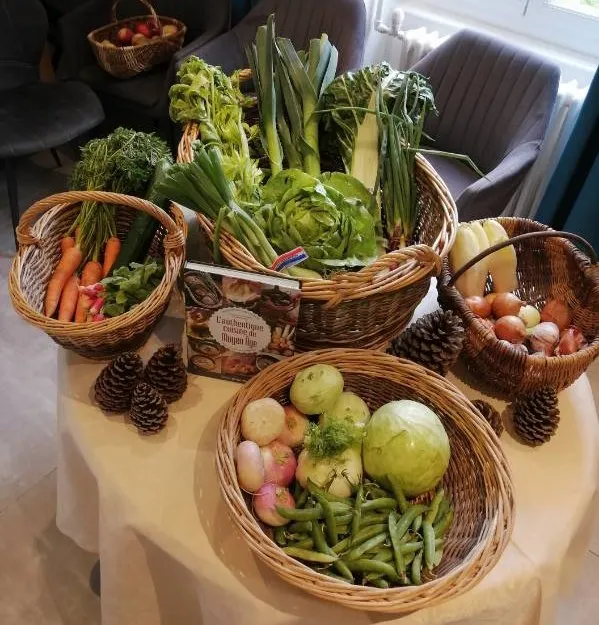 Menu_Restaurant et hôtel 