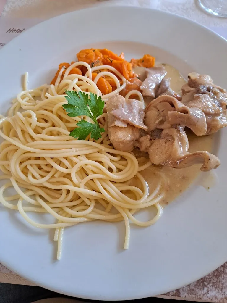 Menu_Restaurant et hôtel 