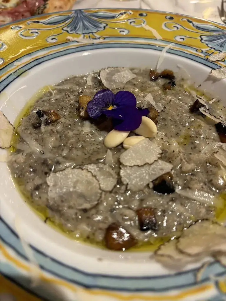 Camila Fernandez_Nonno Pietro - Pizzeria_Vertaizon_review