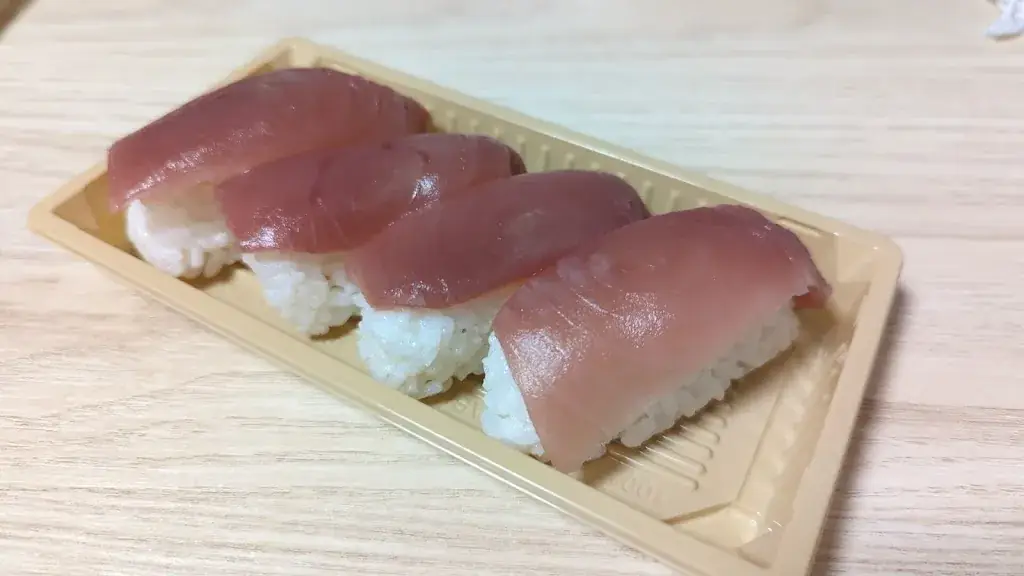 Adrien De Poloni_Sushi'gnat 🍣_Vertaizon_recensione