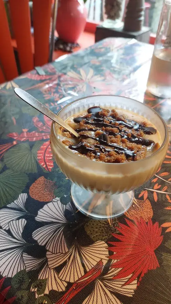 Mat Meyrat_La Droguerie Café Resto_Vernoux-en-Vivarais_review