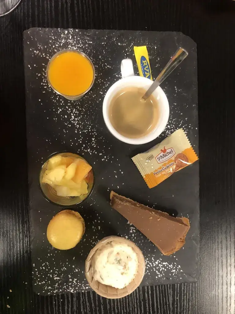 Menu_Restaurant Les briques Rouges_Veyre-Monton_image_5