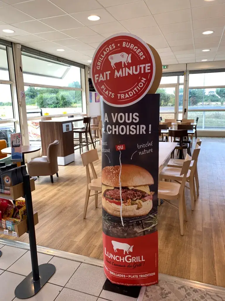 Lunch Grill_Veyre-Monton_slider_image_2