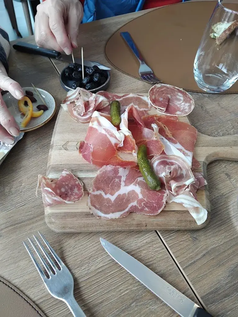 Christine Auvray_Sous La Roche Restaurant_Valloire_review