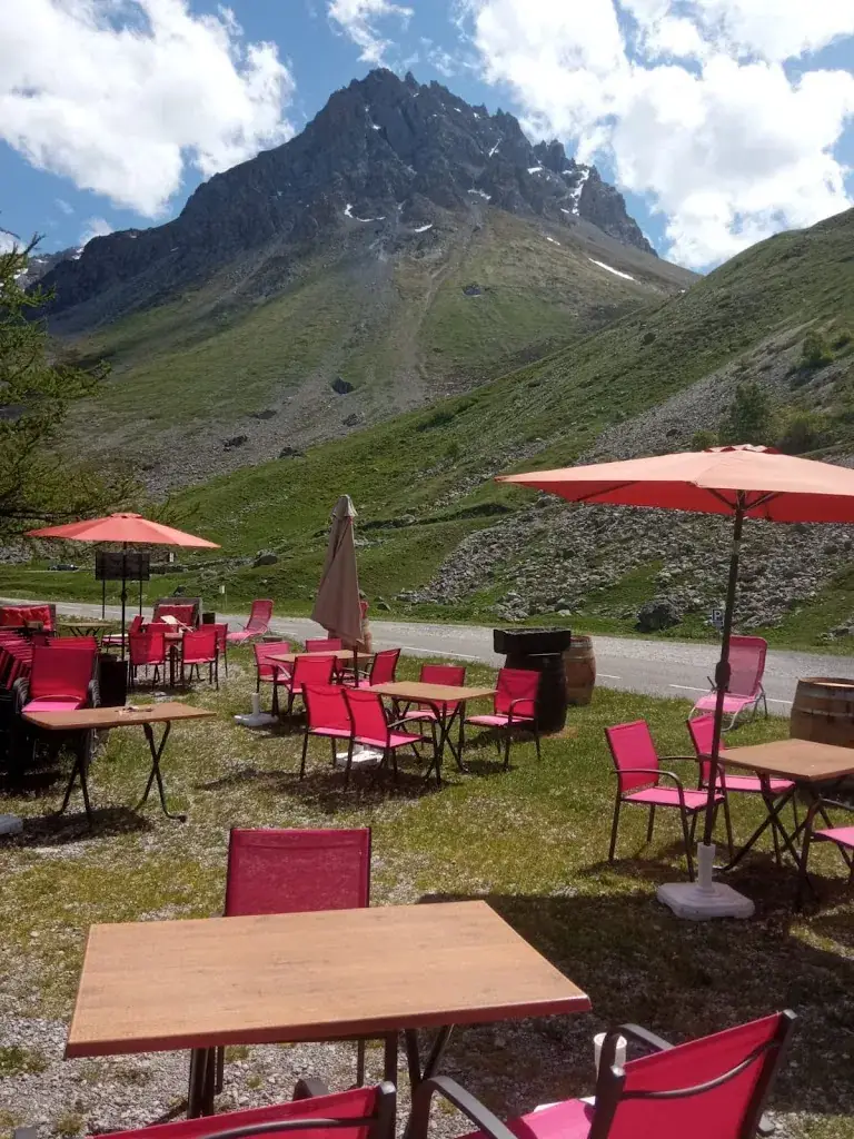 Auberge Plan Lachat restaurant in Valloire