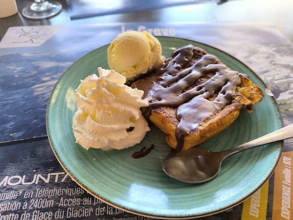 Alex aex_SCHUSS MOUSSE - RESTAURANT / BAR A BIERES BELGES_Valloire_review