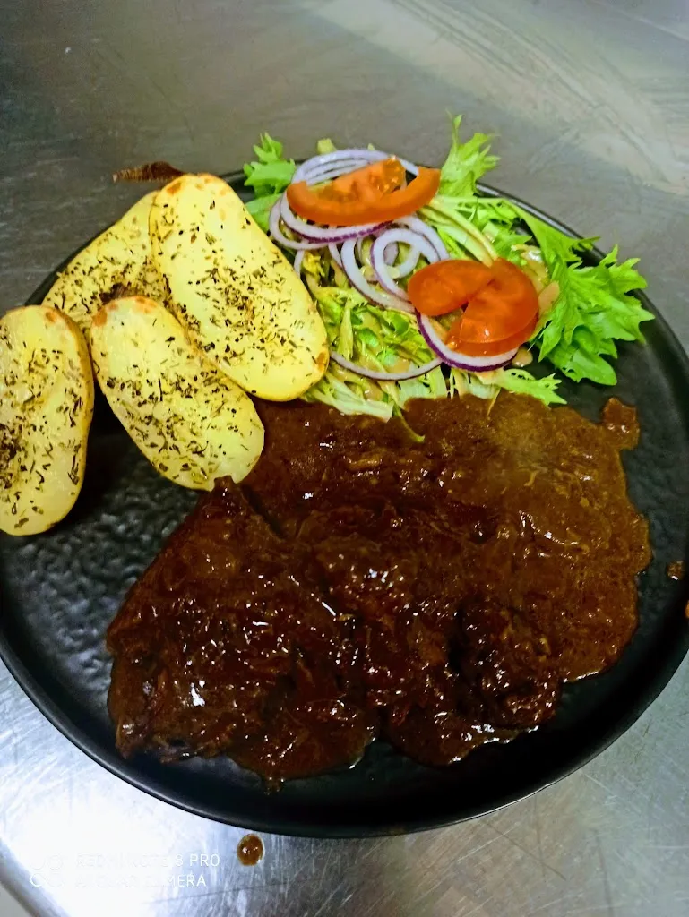 SCHUSS MOUSSE - RESTAURANT / BAR A BIERES BELGES_Valloire_slider_image_3