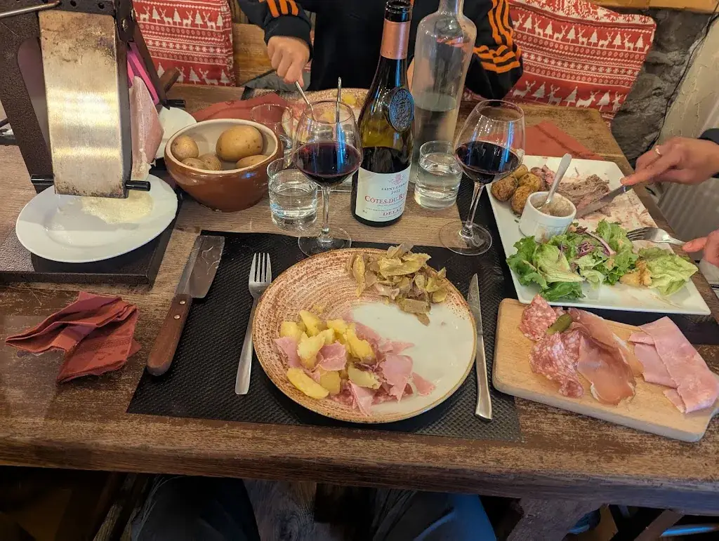 Segal Le hegarat_La Maison d'Angeline_Valloire_review