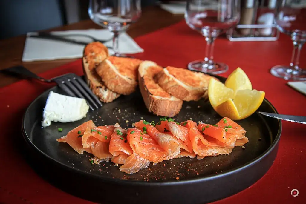 Au Resto Pasta Grill_Valloire_slider_image_3