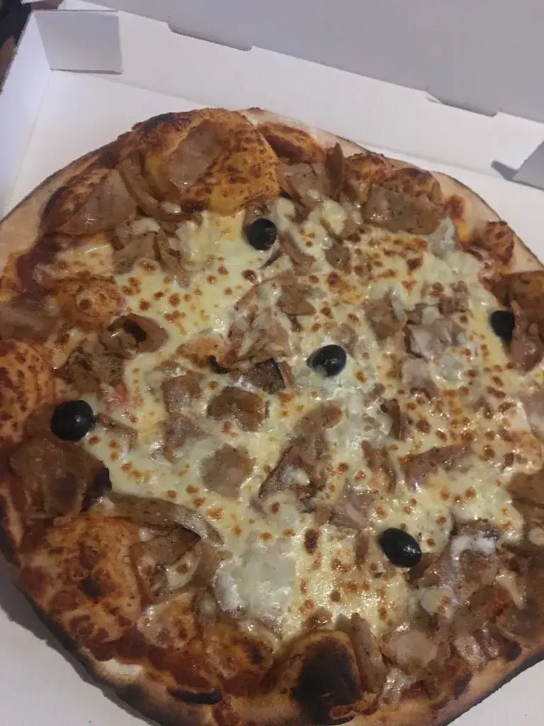 DH _F0lie's_Mario Pizza_Villard-Bonnot_review