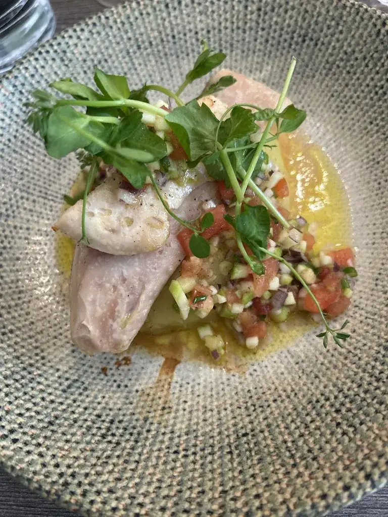 Aline Berger_Le comptoir de la colombe_Vic-le-Comte_review