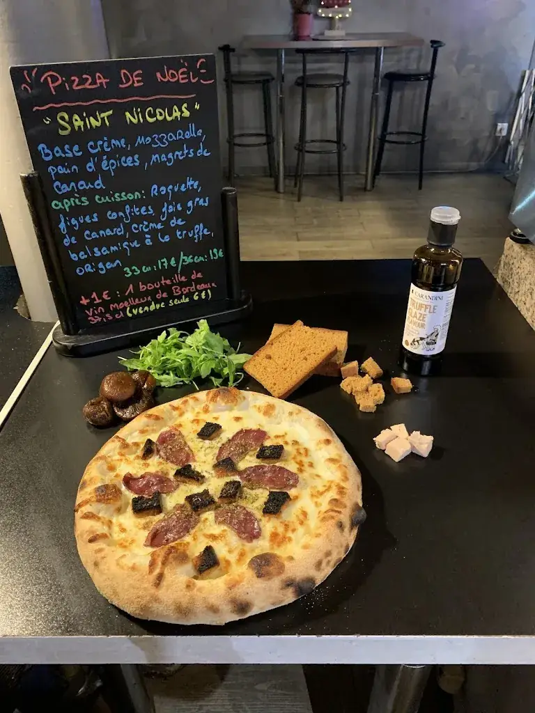 Menu_HOLLYWOOD PIZZA_Vic-le-Comte_image_3