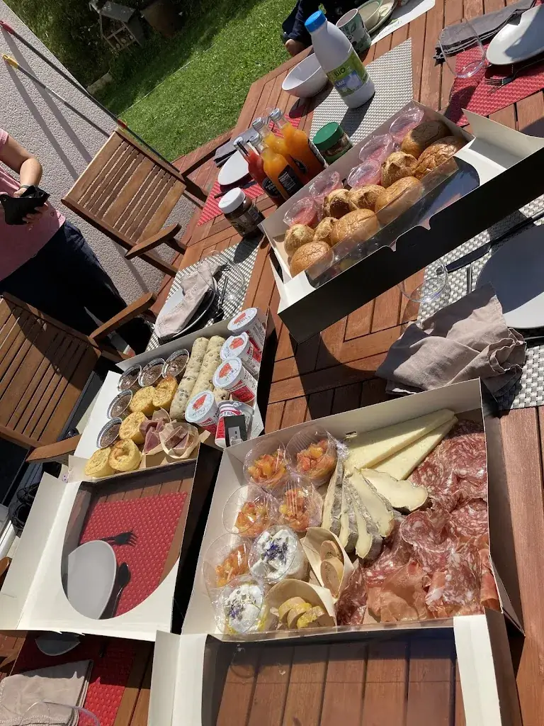 Tatiana PDO_La colombe gourmande : Traiteur événementiel, mariage, baptême, Clermont-Ferrand, Auvergne, Puy de dôme_Vic-le-Comte_review