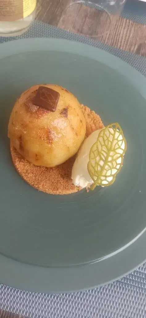 laurent martin_La colombe gourmande : Traiteur événementiel, mariage, baptême, Clermont-Ferrand, Auvergne, Puy de dôme_Vic-le-Comte_review