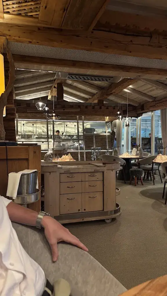 Lola Raso_La Table de Yoann Conte_Veyrier-du-Lac_review