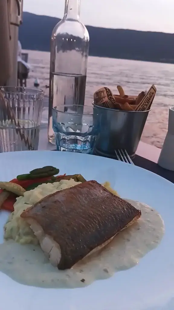 Auberge Du Lac_Veyrier-du-Lac_slider_image_2