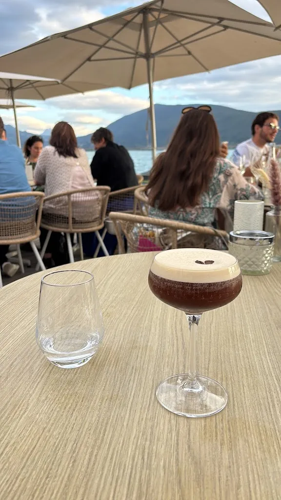 Katie O_Bleu 1801_Annecy_review