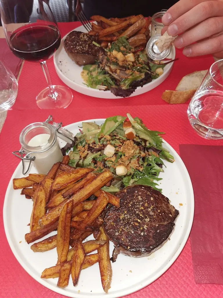 Menu_LE PETIT BOUCHON_Vic-sur-Cère_imagen_6