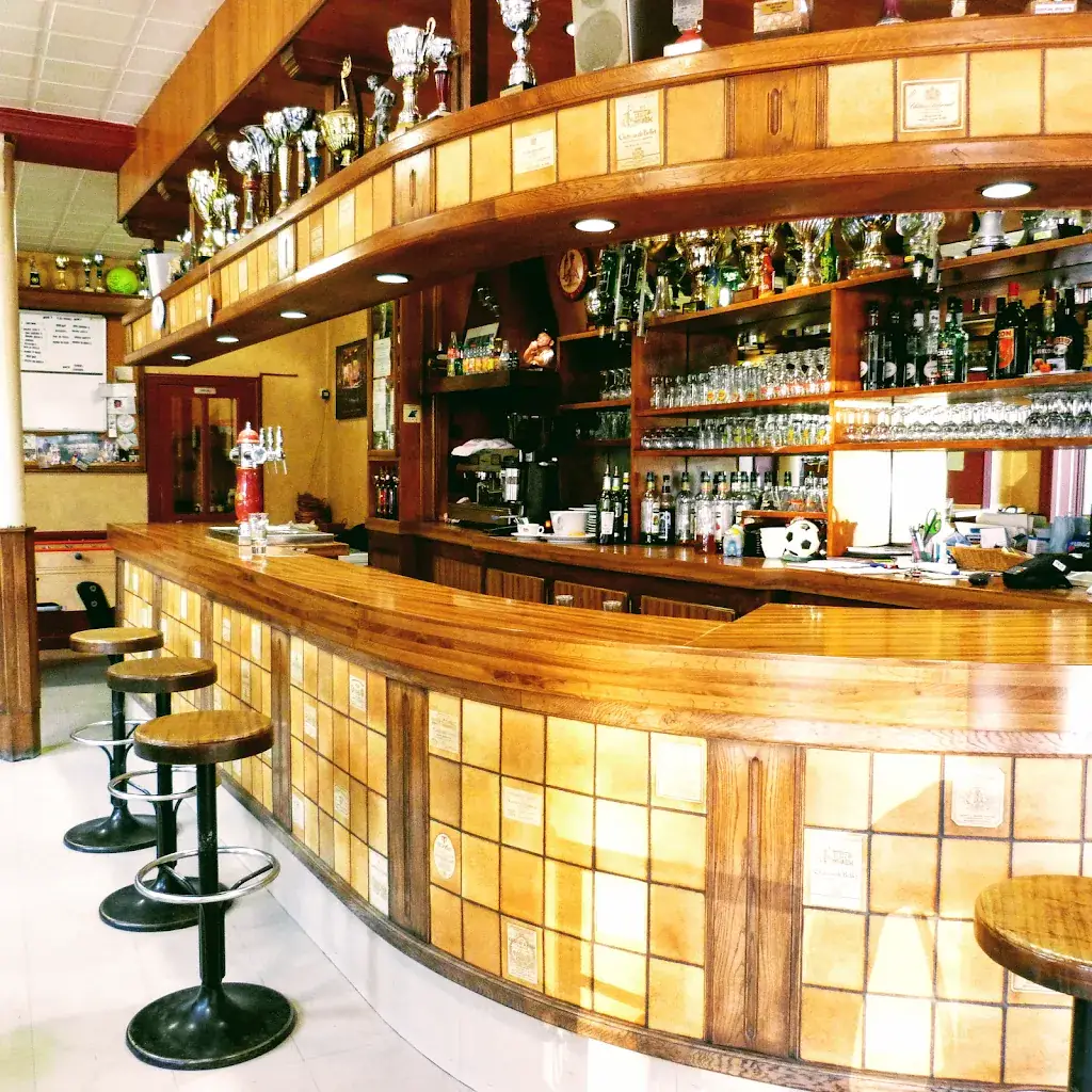 Café du centre ristorante a Vic-sur-Cère