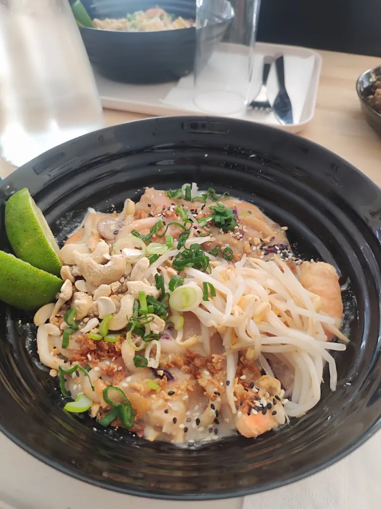 Lina Susanti_BABATCHÊ Vichy - Healthy Fusion du monde_Vichy_review