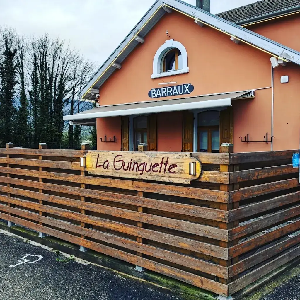 Artisan du Goût (la Guinguette) restaurant in Barraux