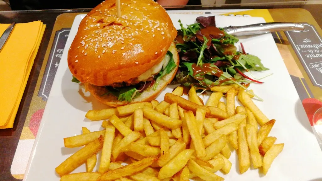 Fabien Pellissier_Les Pieds Sous La Table_Vif_review