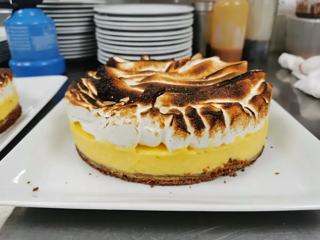 Restaurant Le Jaures_Ville-la-Grand_slider_image_2