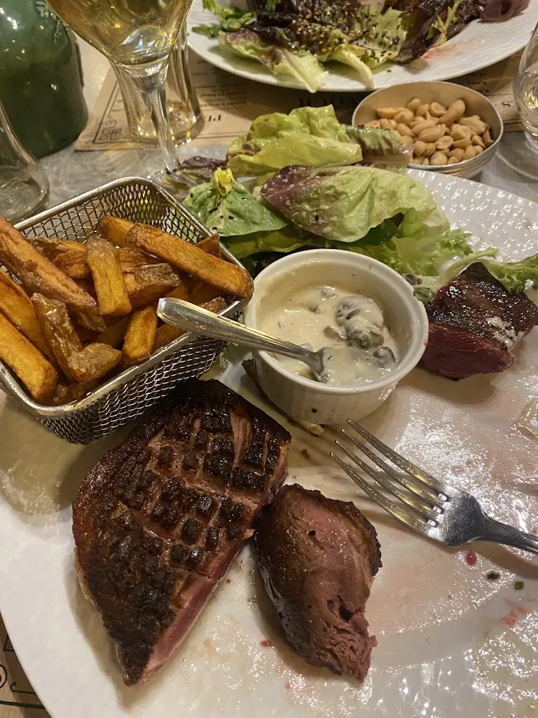 Charlotte Michallet_Restaurant AZNAVOUR_Villars-les-Dombes_review